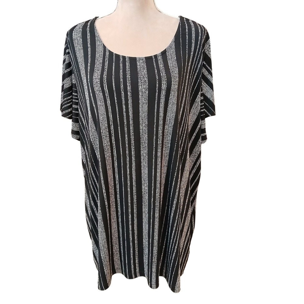Susan Graver Liquid Knit Striped Top Women 2X Black White Flutter Sleeve  Blouse